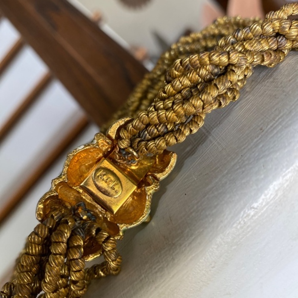 Kenneth Jay Lane Gold and Green Necklace - Picture 9 of 10